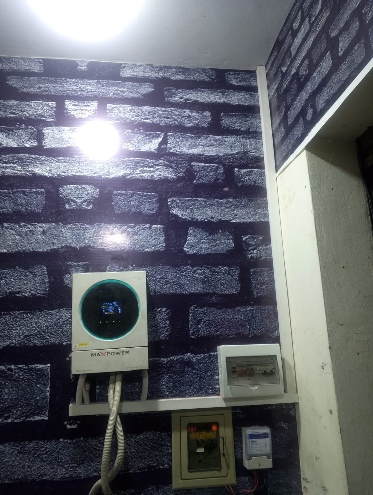 6kW Hybrid Solar System Installation in Engineer Town, Lahore